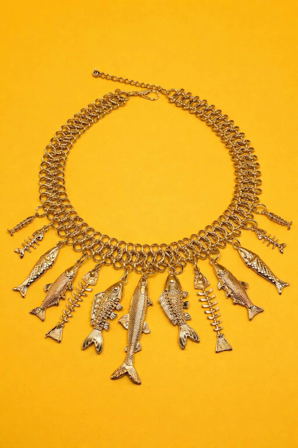 COLAR CARDUME DOURADO