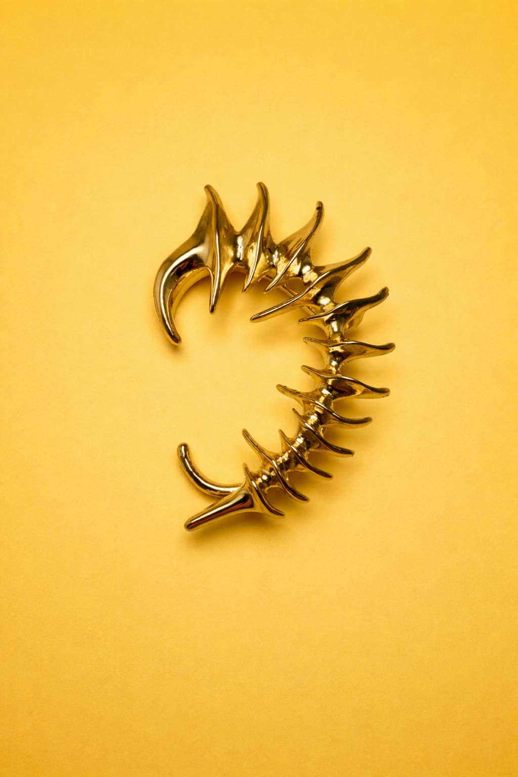 EAR CUFF MARÉ BRAVA