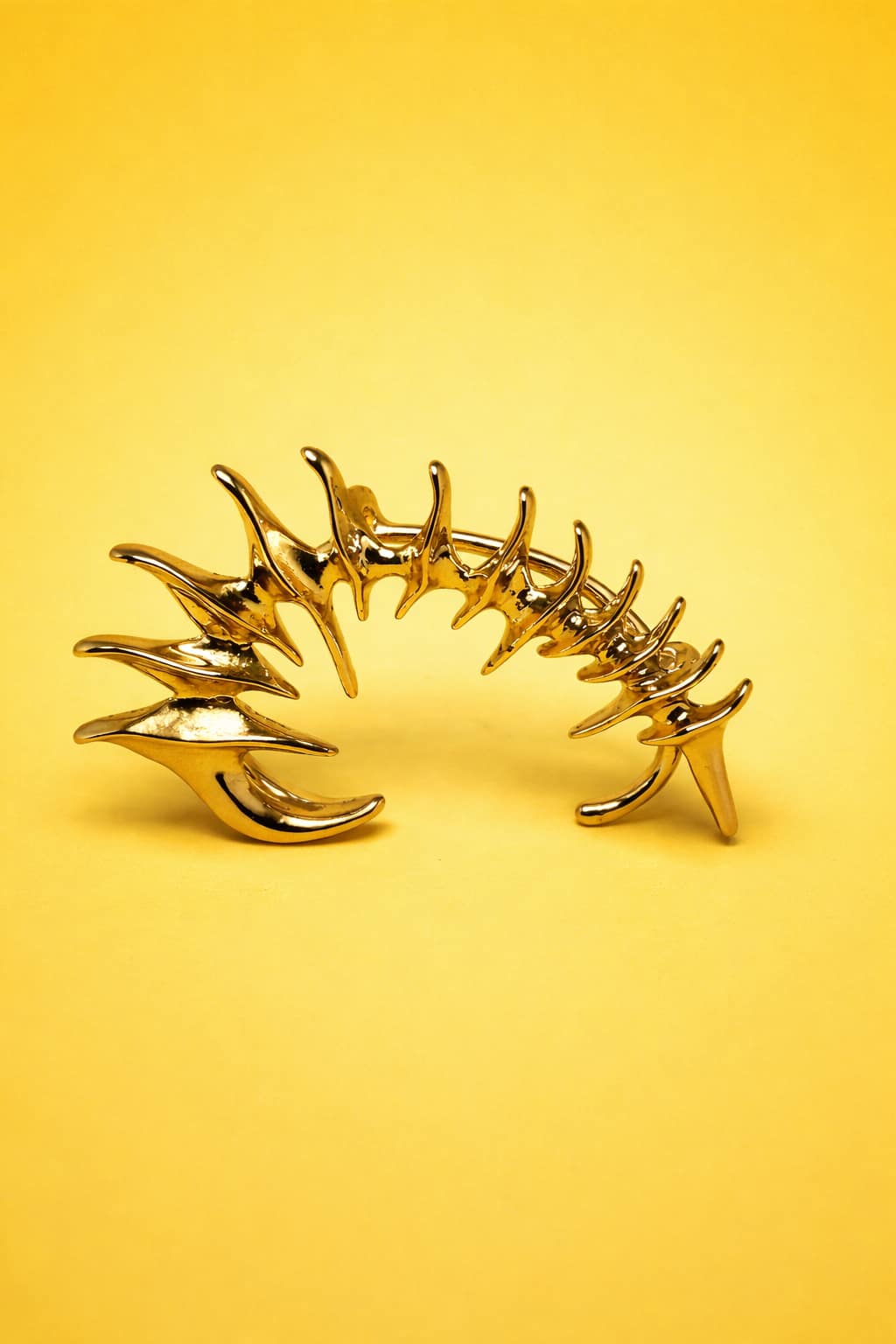 EAR CUFF MARÉ BRAVA