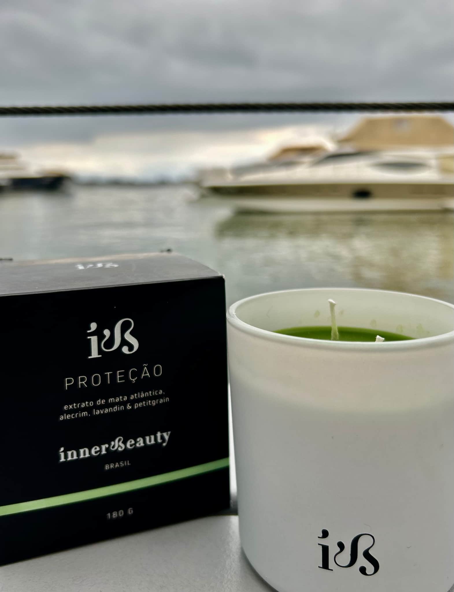 VELA PERFUMADA PROTEÇÃO